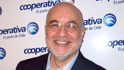 Héctor Velis-Meza presentó 