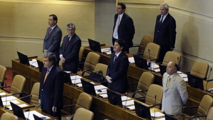   La UDI homenajeó al dictador Pinochet en la Cámara de Diputados 