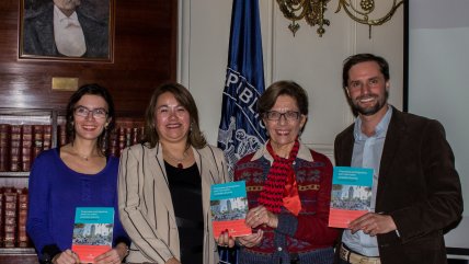 Plan Maestro lanzó libro con propuestas para fortalecer la profesión docente