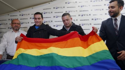  Movilh destacó primer AUC de un carabinero  