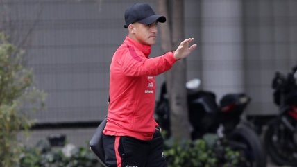 Chile se embarcó rumbo a Calama para preparar el duelo con Bolivia