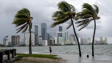   Las tensas horas en Florida ante la inminente llegada del huracán Irma 