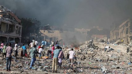 Somalia sufre el peor atentado de su historia: 215 muertos y 350 heridos