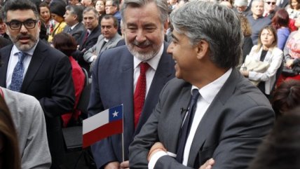 Guillier y ME-O en La Moneda: Asistieron a promulgación de la 