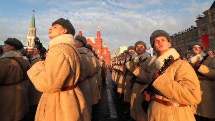   Desfile en la Plaza Roja de Moscú revivió histórica parada militar de la Segunda Guerra Mundial 