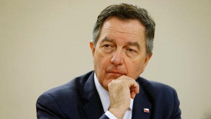  Ampuero arremete contra Maduro tras acusación por apagones: 