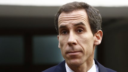   Alcalde: Carabineros ingresó a las salas de clase actuando apegado a derecho 