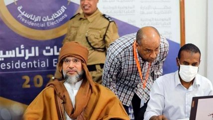   Hijo de Gadafi se presenta como candidato presidencial en Libia 