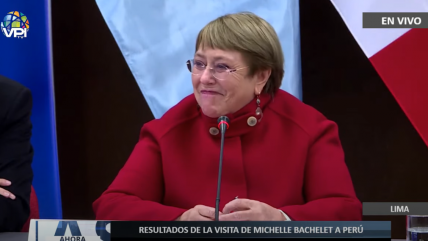  Bachelet y nueva Constitución: 