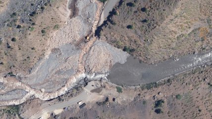   Avión de la FACh captó los daños en el camino a Baños Morales 