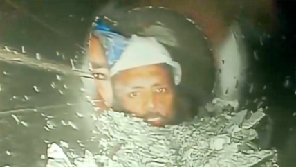   Las primeras imágenes de los 41 obreros atrapados en un túnel desde hace 10 días en India 