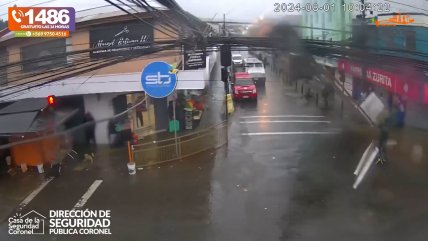   Voladura de techo casi aplastó a un ciclista en Coronel 