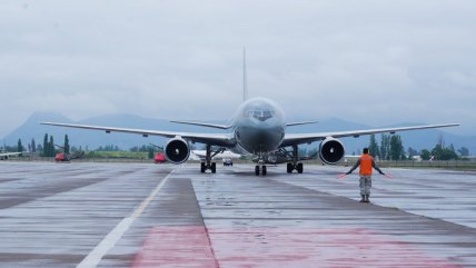   La llegada del avión FACh con evacuados desde Líbano 