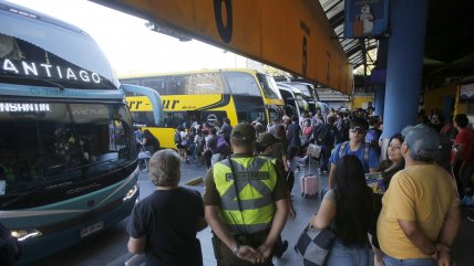   Terminal Alameda y fin de semana largo: Viajes al norte y al sur están agotados 