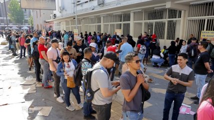   Migrante que espera enrolarse: 