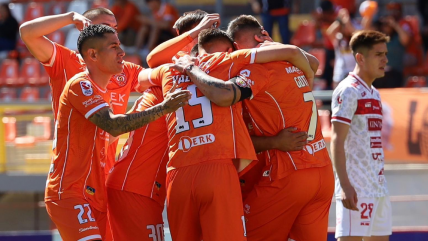   Cobreloa goleó a Copiapó y aseguró la clasificación a octavos de Copa Chile 