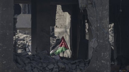  Al menos 72 muertos dejan nuevos ataques israelíes en la devastada Franja de Gaza  