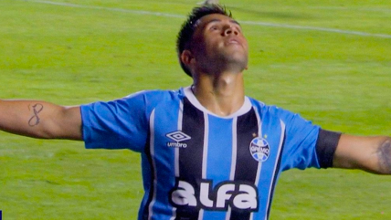   [VIDEO] Alexander Aravena abrió la cuenta para Gremio en el duelo ante Sao Paulo 