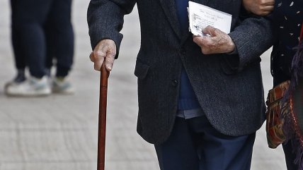  Las claves del proyecto que busca enfrentar el abandono de adultos mayores  