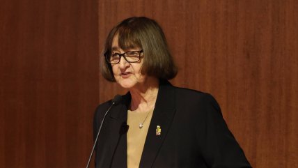   Universidades de Chile y Católica entregaron 39 