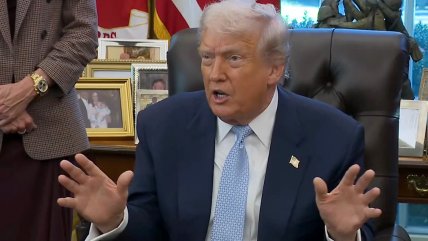  EE.UU. evalúa lanzar panfletos sobre Caracas para aumentar presión contra Maduro  