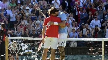 Roger Federer acabó con el sueño olímpico de Del Potro y va por el oro en Londres