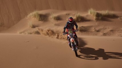   Tomás de Gavardo volvió a ganar y es único líder en el Fenek Rally de Marruecos 