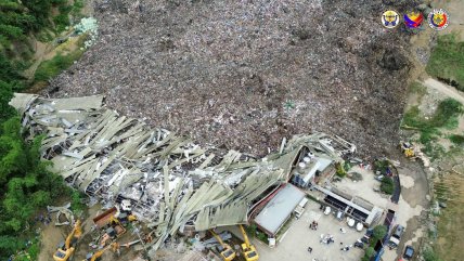   Cuatro muertos y 34 desaparecidos tras un deslizamiento en un vertedero de Filipinas 