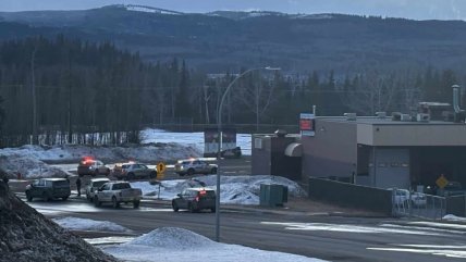  Tiroteo deja al menos una decena de fallecidos en escuela de Canadá  
