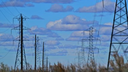   Energía que Conecta: Cómo se abastecen de electricidad las zonas extremas de Chile 