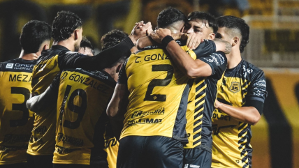   El San Luis de Humberto Suazo goleó a San Felipe en la B 