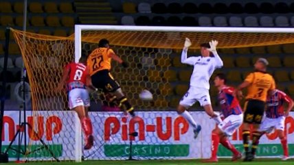   [VIDEO] Coquimbo Unido sacudió a Colo Colo con un cabezazo de Luis Riveros 