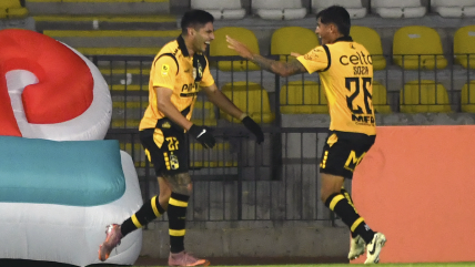   Coquimbo venció a Colo Colo y le arrebató el liderato en la Copa de la Liga 