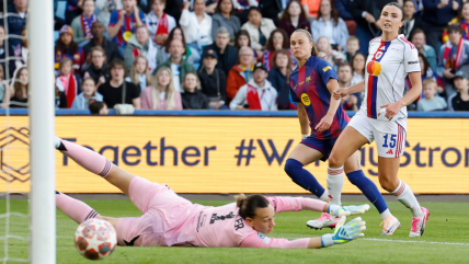   Endler sufrió dura goleada de Barcelona en la final de la Champions 
