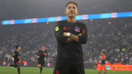   Javier Correa marcó un doblete para remontar el clásico ante la UC 