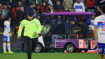  Dos bomberos salvaron a hincha cruzado que sufrió un paro en el clásico 