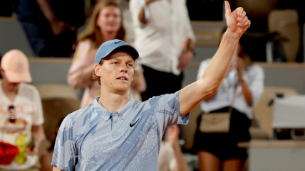   Jannik Sinner arrancó en Roland Garros con cómodo triunfo ante Clement Tabur 